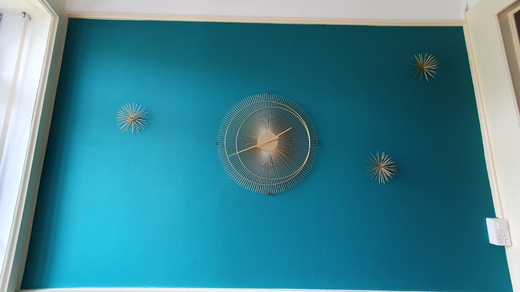 Maisons du monde Orologi da terra & Orologi da parete: Horloge murale avec 3 décorations – Usato da Vevey venduto da Bobonitro1 1
