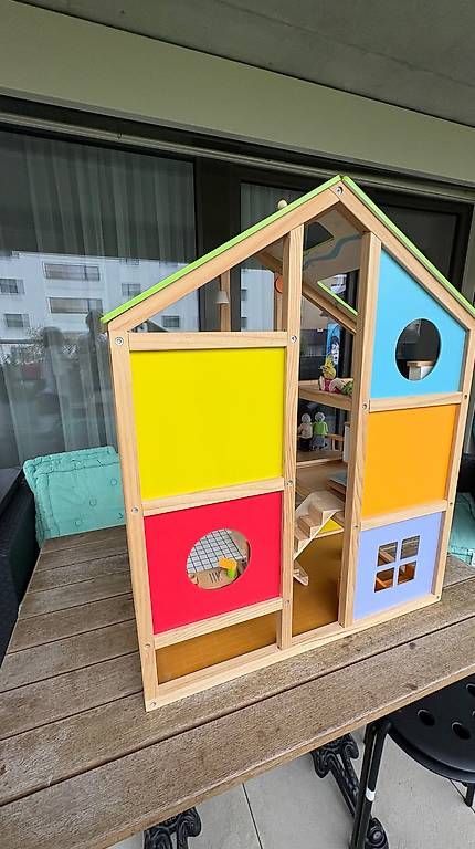 Puppenhäuser & -möbel: Holzige Puppenhaus Hape – Gebraucht aus Kriens von mar_h6yl 3