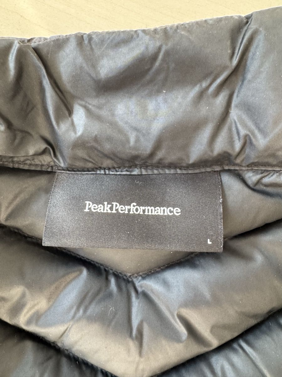 Peak Performance Gilet & Giacche senza maniche: Gilet Damen – Usato da Altendorf venduto da jusr 2