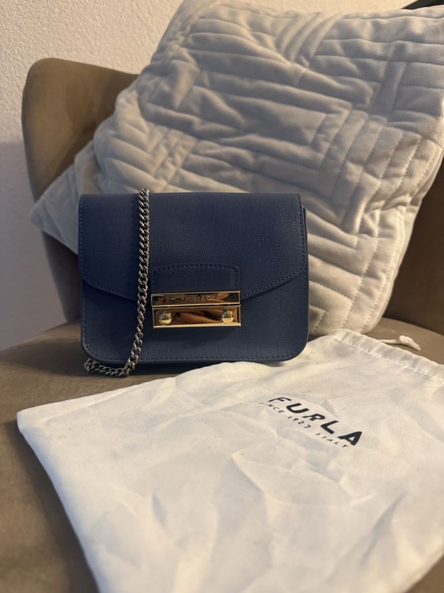 Furla Sacs femmes: Furla Metropolis Mini – D'occasion à Brunnen par alb_w79d 1