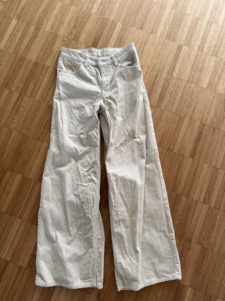 H&M Pantalons: Pantalon – D'occasion à Monthey par sen_6ckr