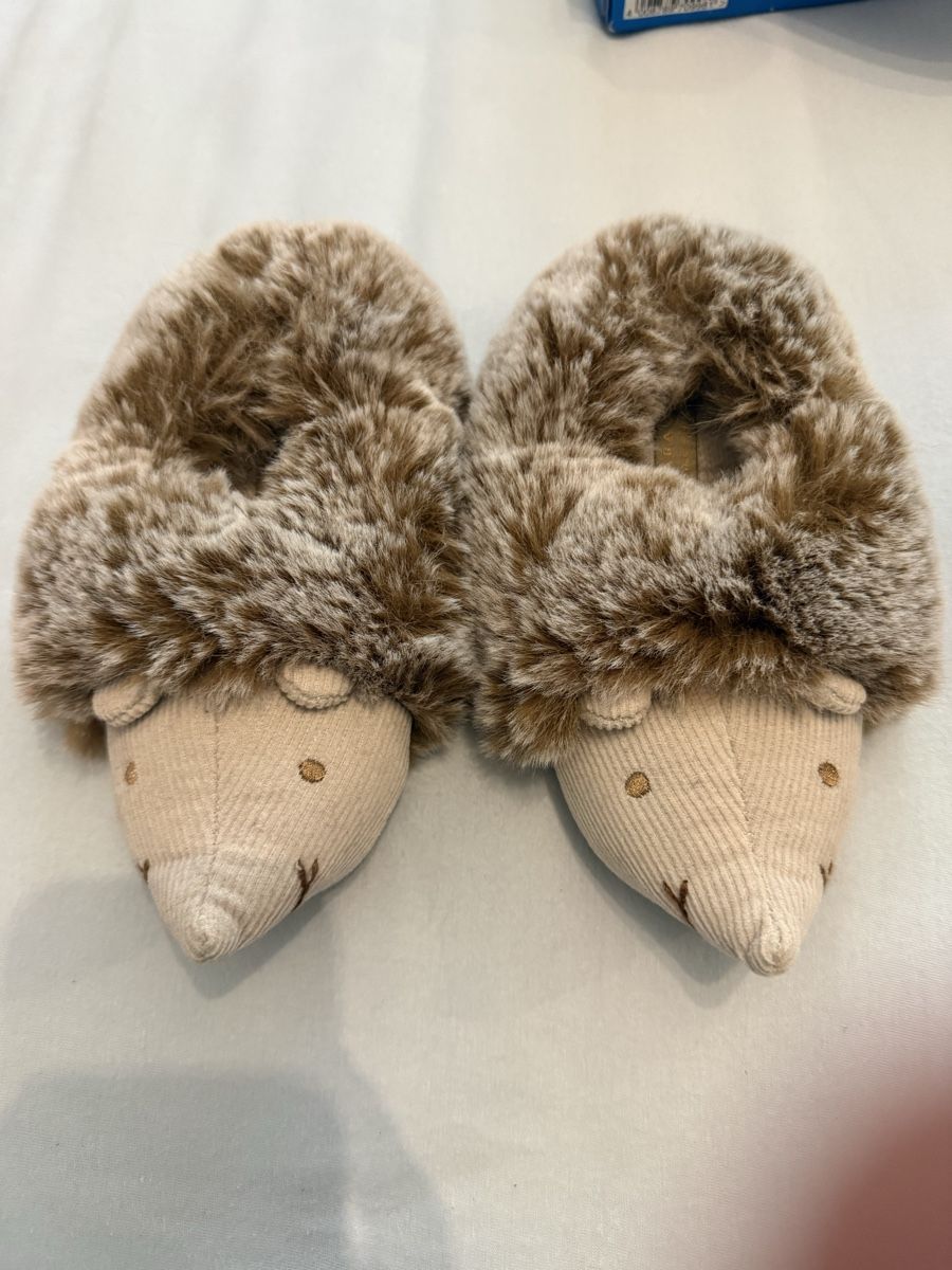 Zara Scarpe per ragazzi: Chaussons hérisson Zara Home Kids – Nuovo e nell'imballaggio originale da Bremgarten b. Bern venduto da nathalie83