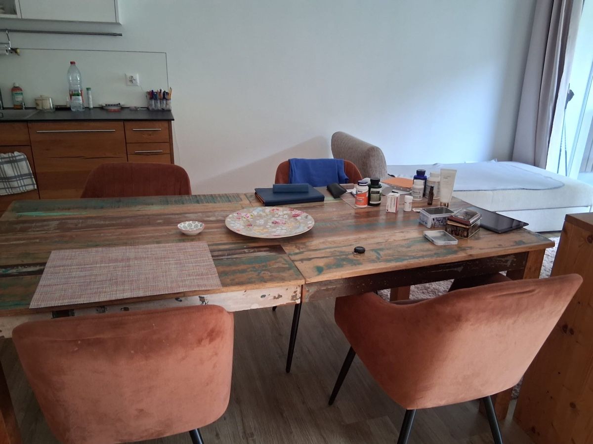 Set de table et chaises: Dining Table Reclaimed Wood Rustic Style 180cm Used – D'occasion à Trachslau par mrs_5st6 1