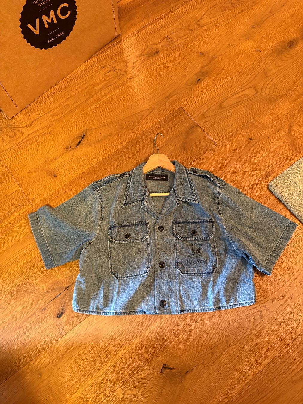 Camicette: Cooles Jeanshemd, Crop Style, , Grösse L neue – Nuovo (secondo la descrizione) da Gutenswil venduto da mse_hbj5 1