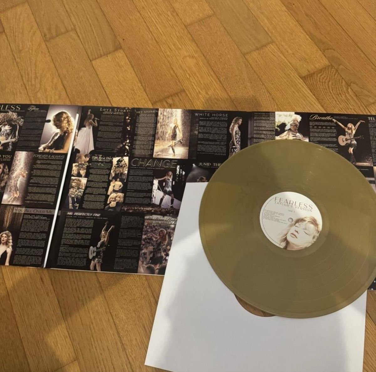 Dischi in vinile: Taylor Swift Fearless Taylor's Version Vinyl LP – Nuovo (secondo la descrizione) da Sursee venduto da giu_205 2