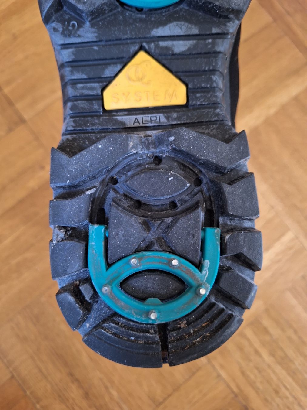 Herrenschuhe: Bottes hiver pointure 42 – Gebraucht aus La Tour-de-Peilz von clo_cw6s 3