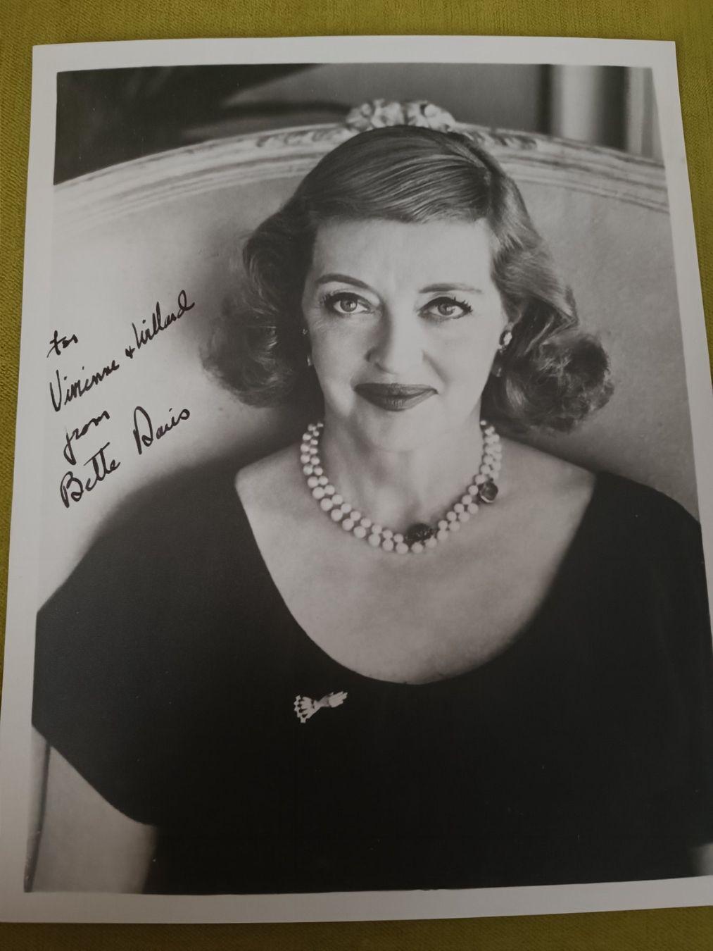 Autogramme: Bette Davis - handsigniert 20x25cm – Gebraucht aus Menziken von Artographs