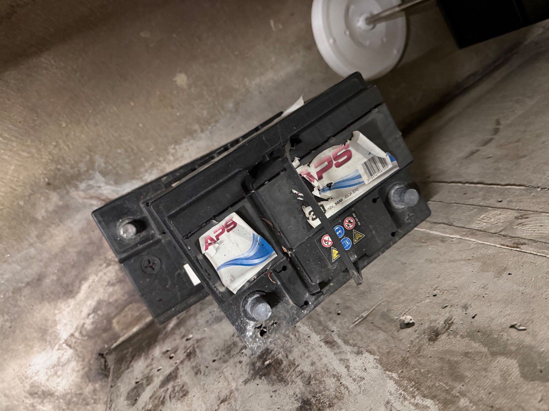 Batterie: Alte Batterie eine Defekt eine 65% – Difettoso da Effretikon venduto da Rover77