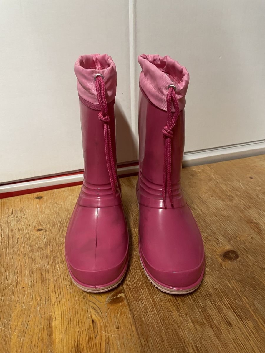 Scarpe per ragazzi: Gummi Regen Stiefel neu 35 – Nuovo e nell'imballaggio originale da Rueras venduto da frausnow12