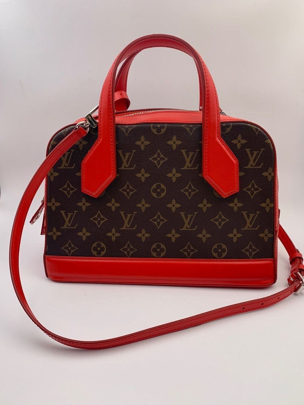 Louis Vuitton Borse da donna: Louis Vuitton Dora PM neu -ungetragen- – Nuovo (secondo la descrizione) da Jonen venduto da persch2002 1