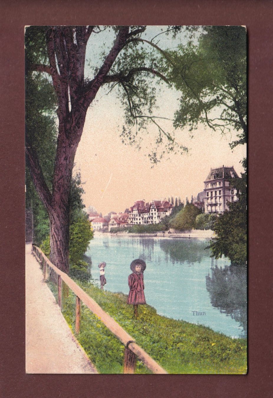 Cartes postales: THUN - Mädchen – D'occasion à Pully par nicecards-shop