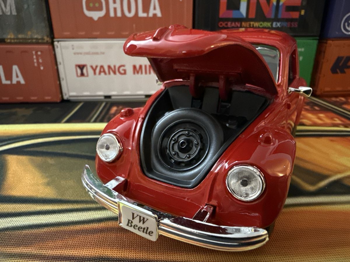 Volkswagen Modellini d'auto: VW Beetle rot mit Klapphaube und Türen – Usato da Basel venduto da Zomeg 4