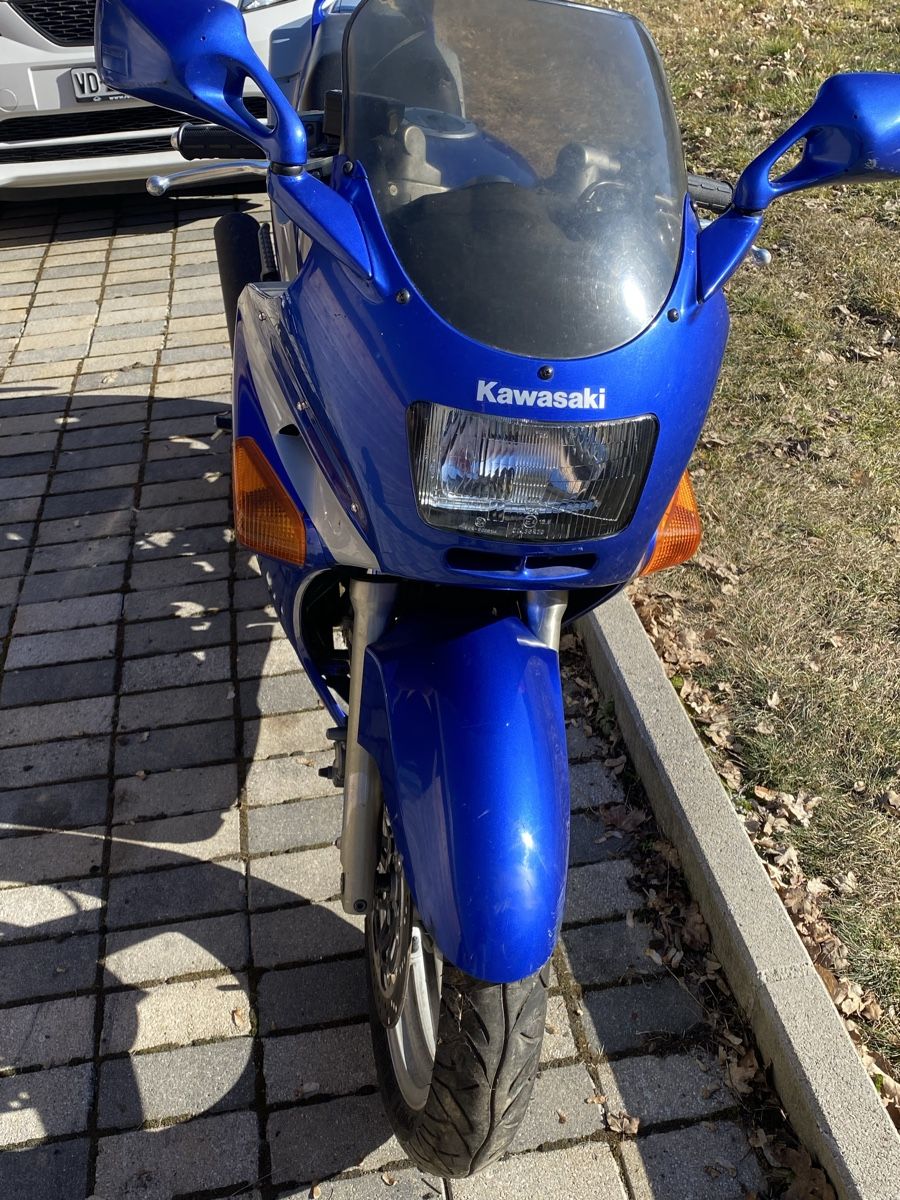 Kawasaki Strada: Rare Kawasaki ZZR 250 – Usato da Vucherens venduto da Chexbres69 6