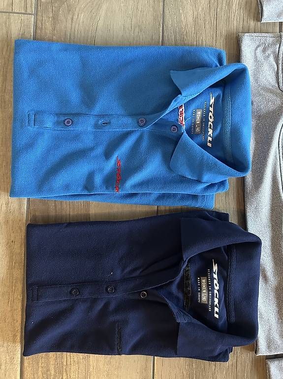 Lots de vêtements: Stöckli Ski Pulli und 2 Polo Ge. 40 – D'occasion à Willisau par Geissbock11 2