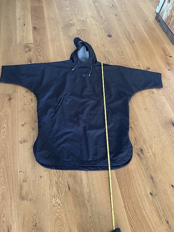 Giacche: Storm Poncho von Forth Elements – Usato da Birr venduto da Satti 3