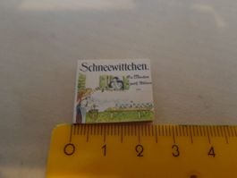 Märchenbuch Schneewittchen für das Puppe