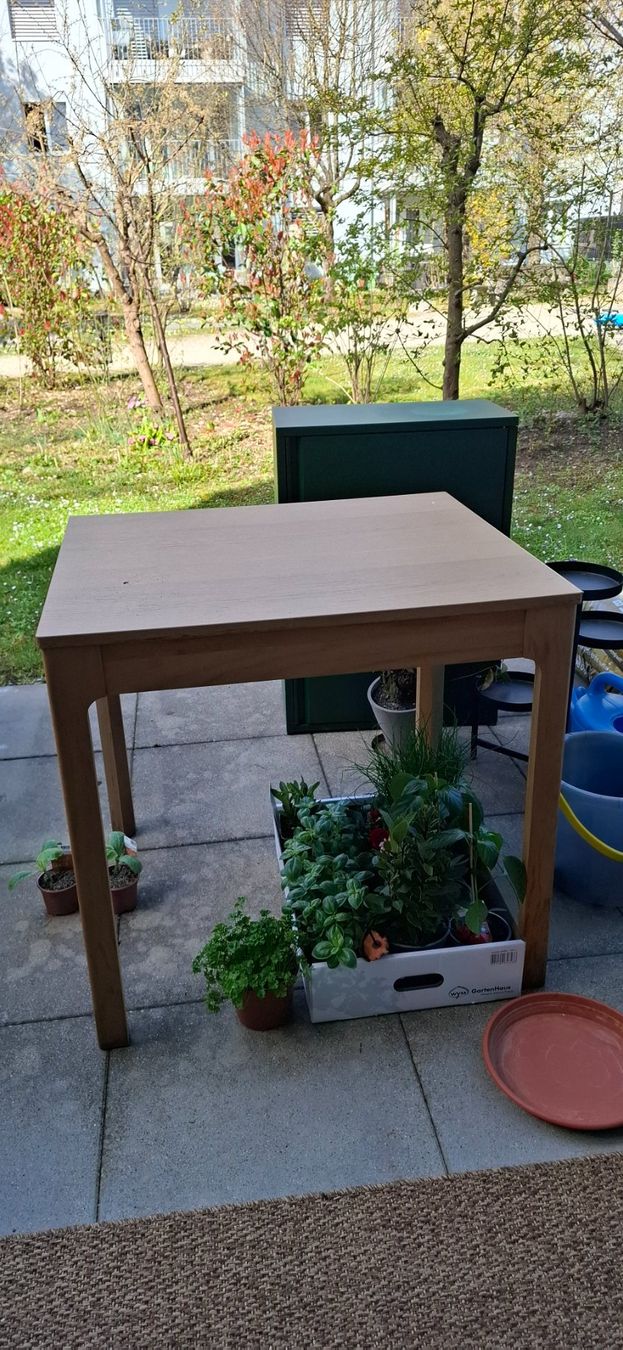 Ikea Tavoli: EKEDALEN Ausziehtisch – Usato da Reinach BL venduto da Babli.Mueller