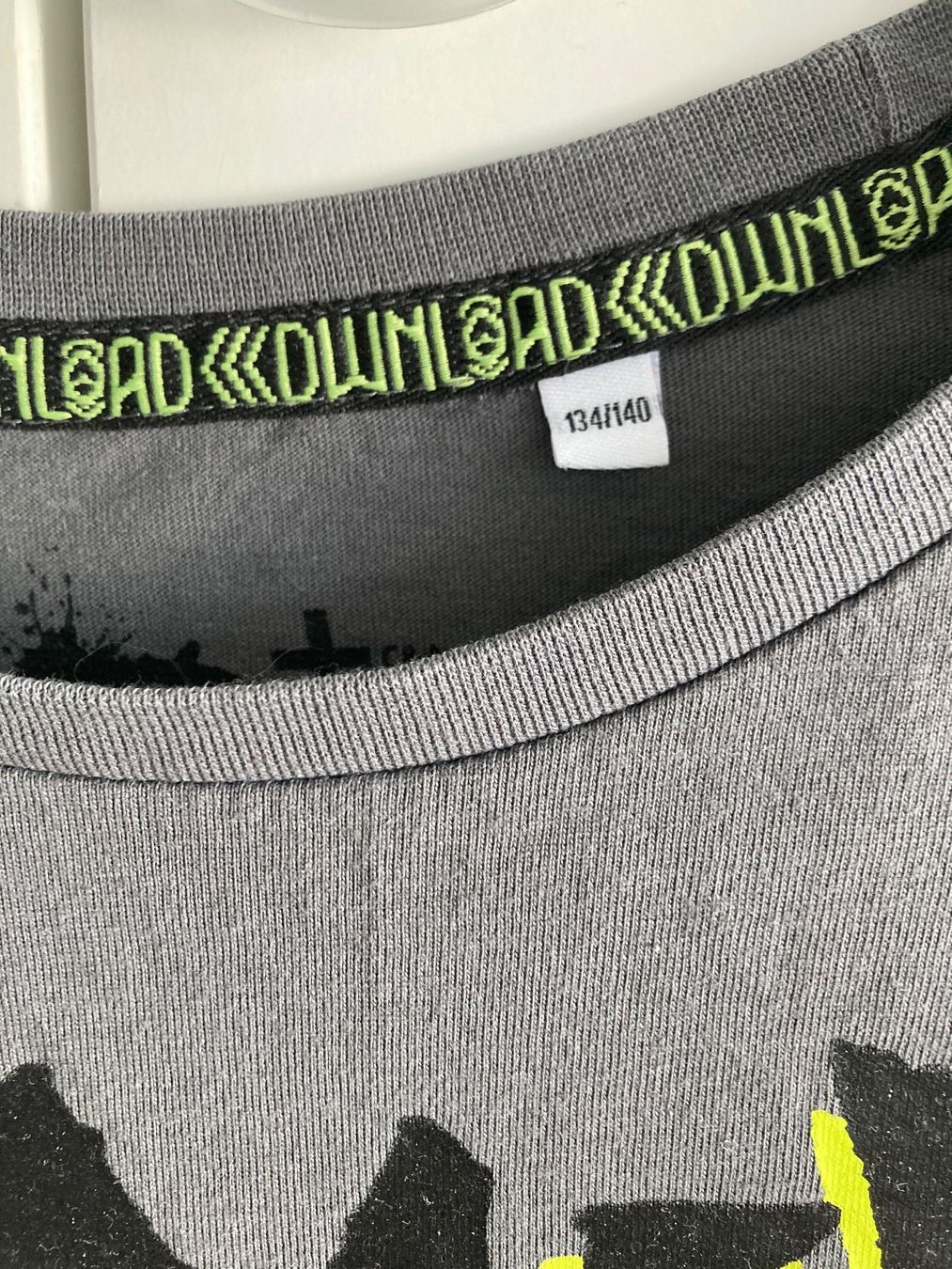 C&A Camicie, T-shirt & Polo: T-Shirt Langarm Skelet Gr. 146 – Usato da Winterthur venduto da NatMet11 2
