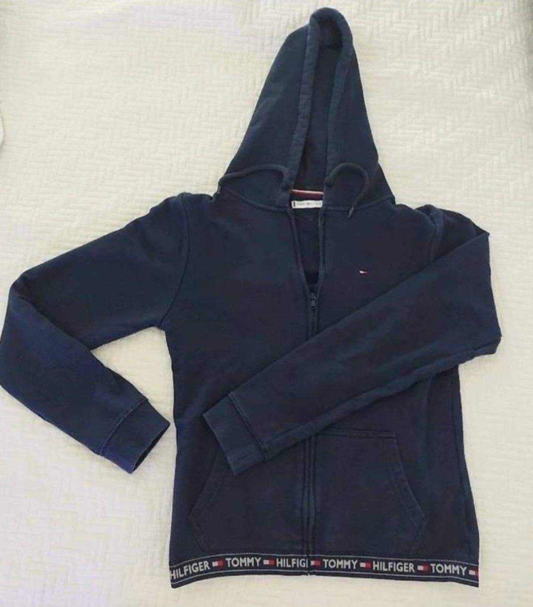 Tommy Hilfiger Kleiderpakete: Tommy Hilfiger Set  – Gebraucht aus Zürich von Babadermf 2
