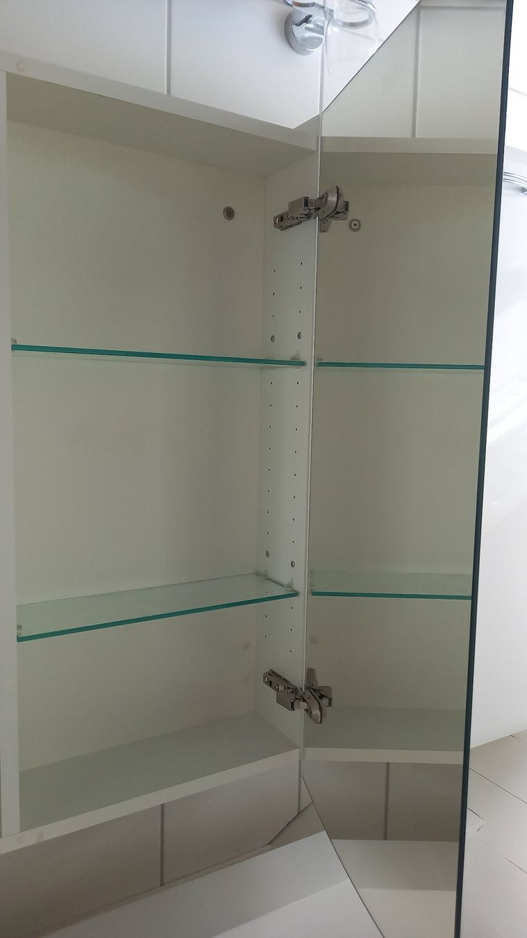 Badezimmermöbel: Badzimmermöbel weiss - gelb – Gebraucht aus Grub AR von merlin072 6