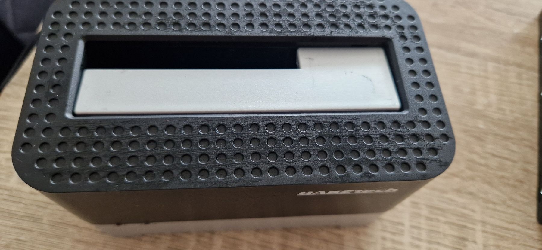 Docking station: BASETech USB 3.0 Festplatten-Dockingstation SATA HDD/SSD – Usato da Ruswil venduto da papagio 2