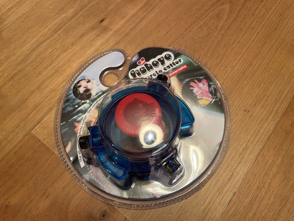 Fotocamera: Fisheye 2 Kamera mit Ringblitz & Circle Cutter I Lomograph – Nuovo e nell'imballaggio originale da Russikon venduto da stemmi01 8