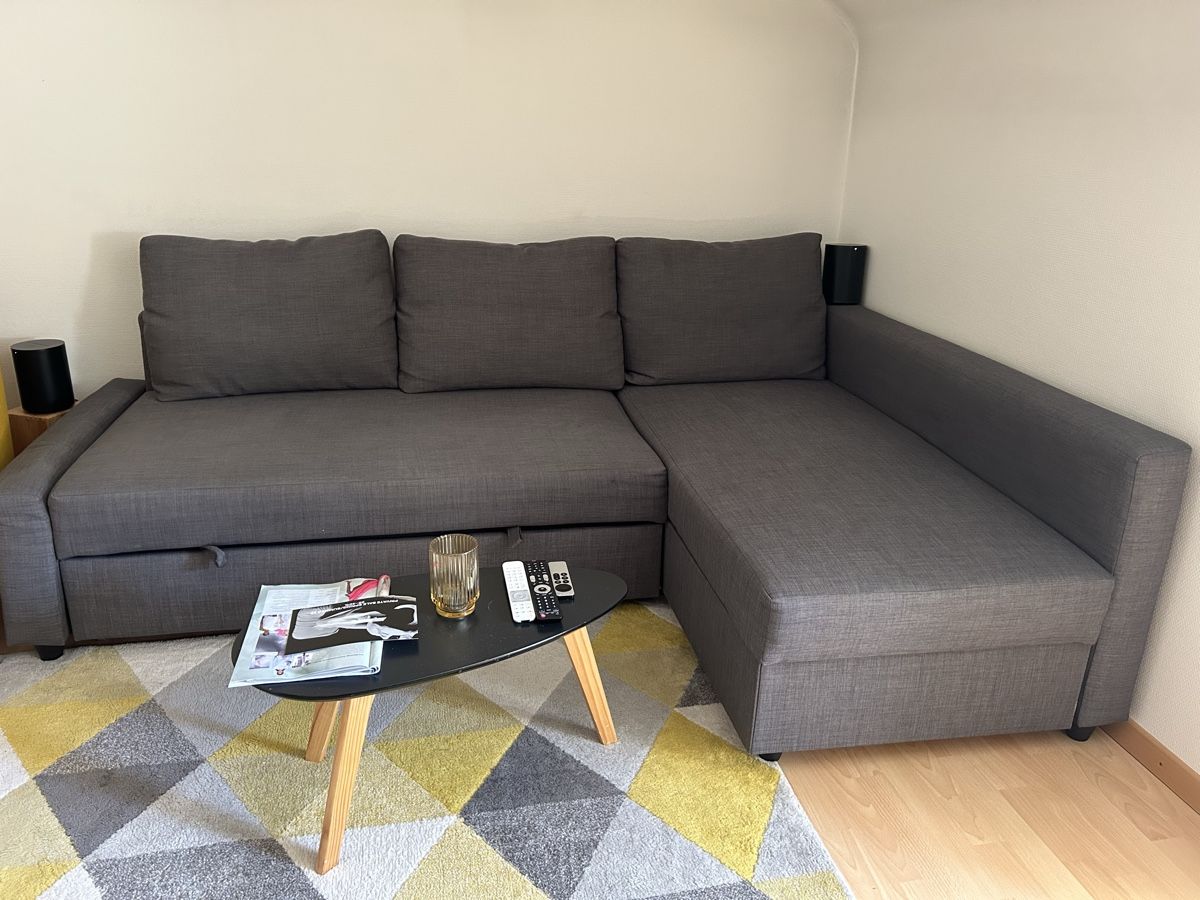 Sofas: Ecksofa mit Bettfunktion dunkelgrau 230cm breit – Gebraucht aus St.Gallen von Seamslike 1