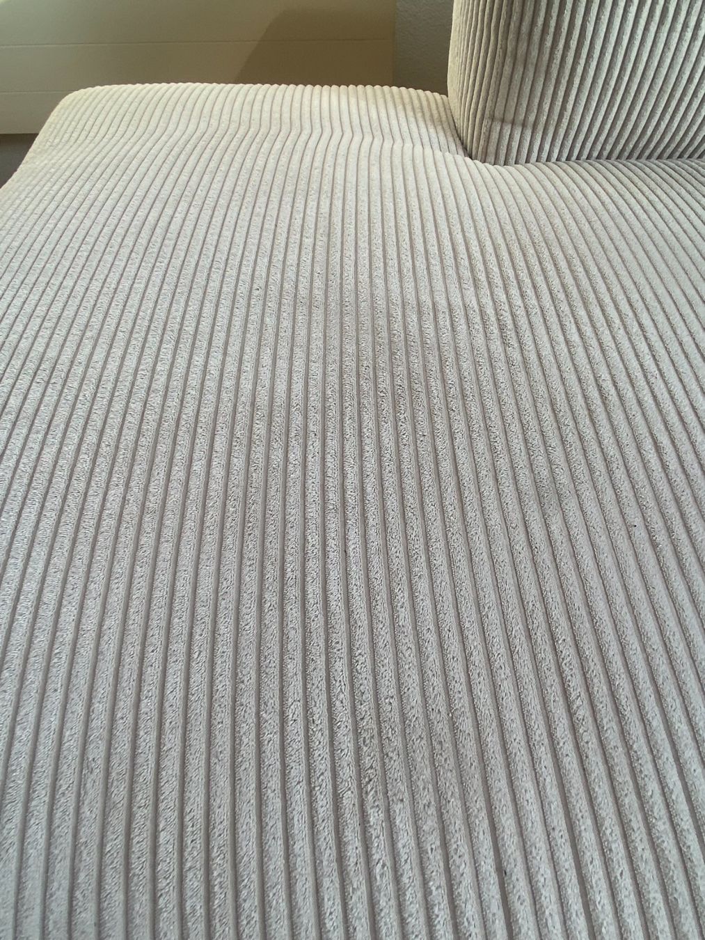 Micasa Divani: Cord Sofa Beige MICASA Cordin – Usato da Lenzburg venduto da nicc_christen 2