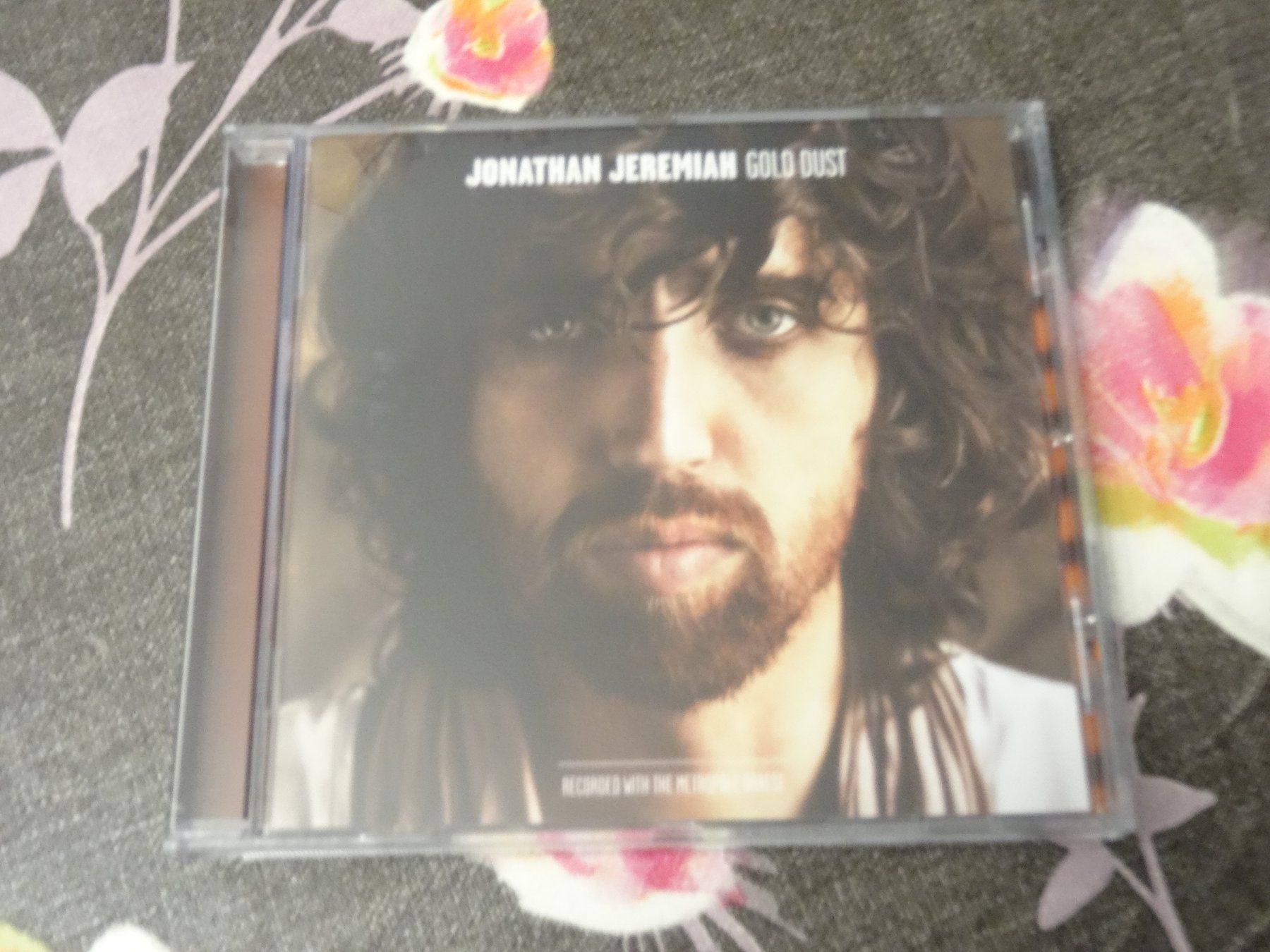 CD: Jonathan Jeremiah - Gold Dust CD – Usato da Olten venduto da Disc-Ausverkauf