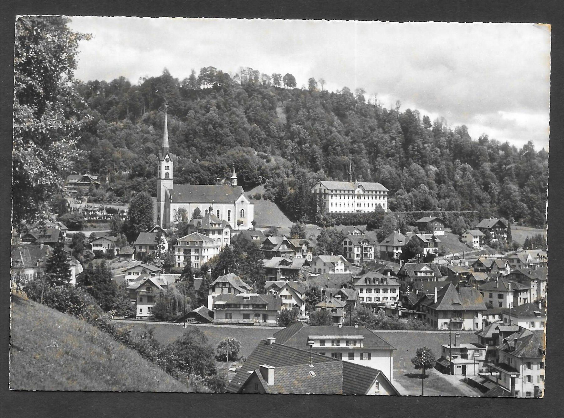 Cartoline postali: Wolhusen mit St. Josefshaus – Usato da Olten venduto da clotaldi