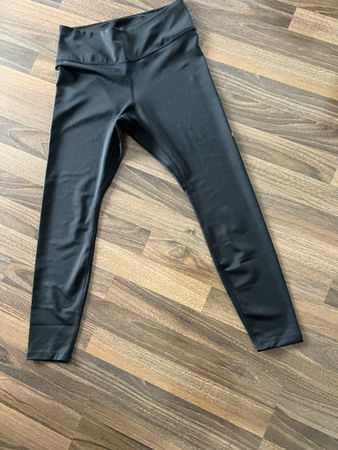 Nike Dri-Fit Leggings schwarz Grösse M guter Zustand