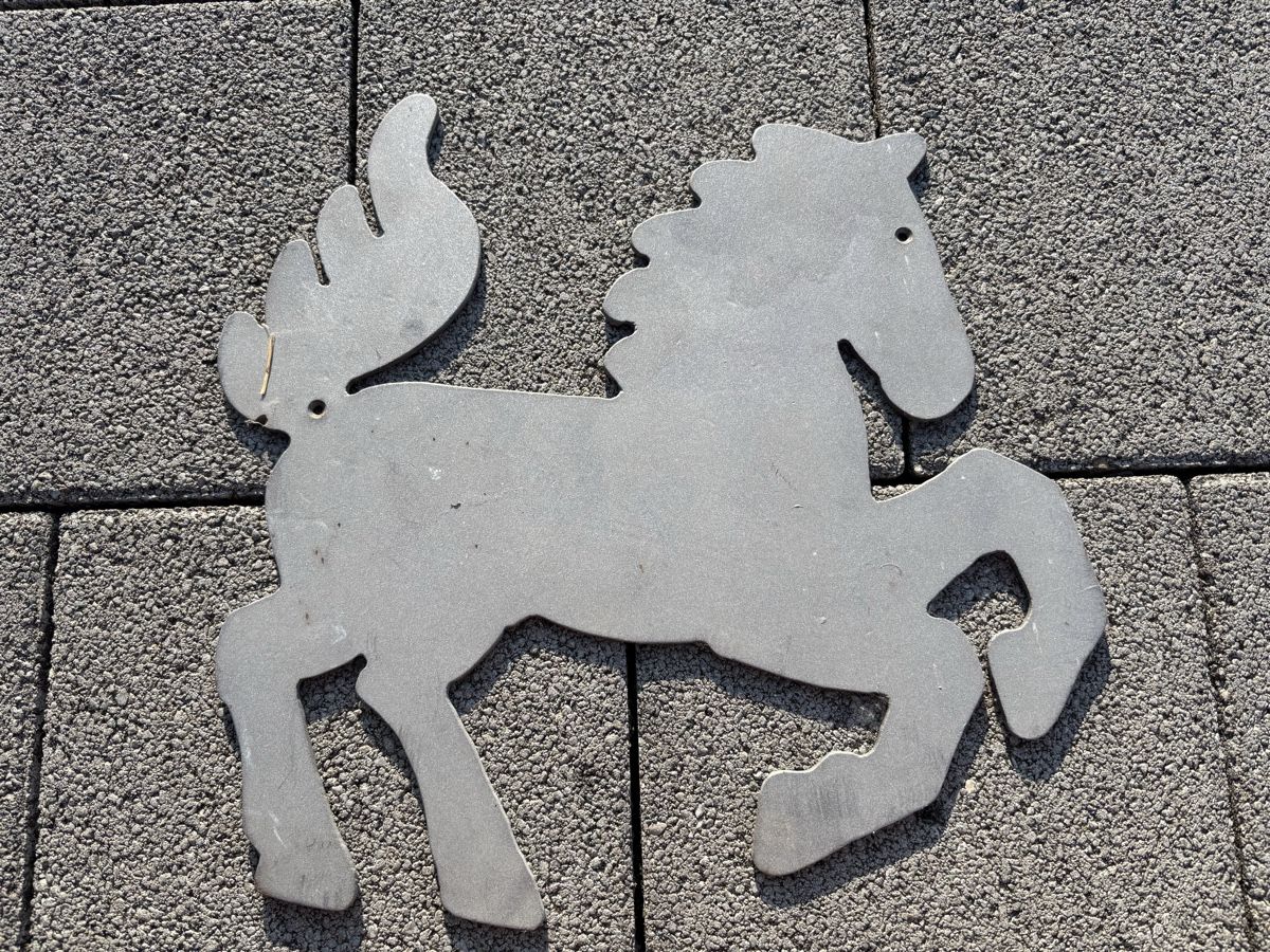 Tutte le decorazioni: Deko Pferd Metall  – Usato da Mühledorf SO venduto da lucky_sim 1