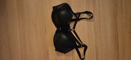 Lot soutien gorge neuf ou comme neuf (DR)