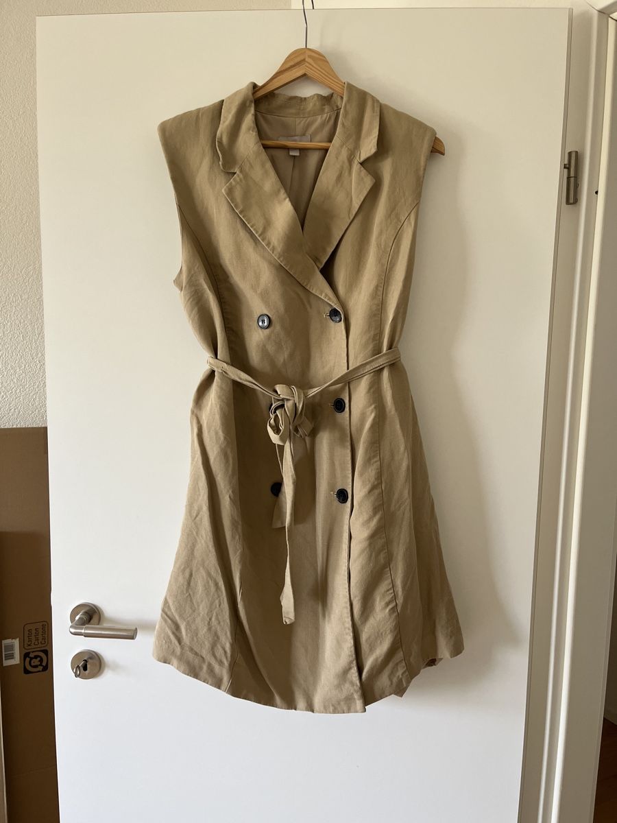 H&M Vestiti: Trenchcoat-Dress  – Usato da Allschwil venduto da MaloseS08