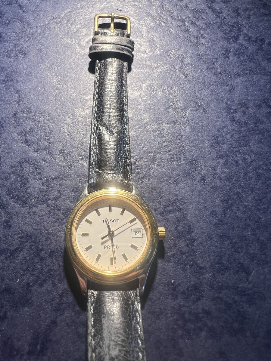 Tissot Montres: Tissot PR 50 – D'occasion à Laufen par groove60 6