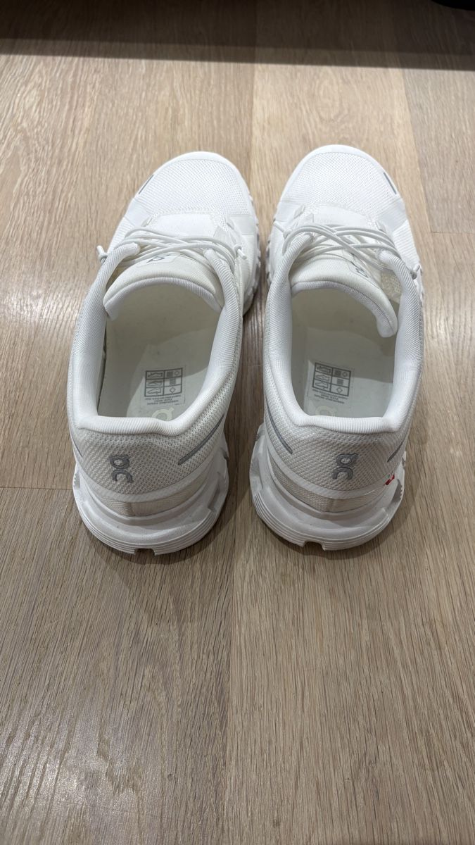 On Chaussures hommes: On Cloud 6 Herren 41 Neu – Neuf (Voir description) à Wettingen par The_ben 3