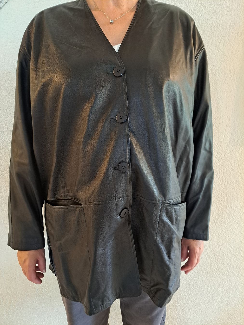 Cappotti: Leder-Kurzmantel ca. Grösse 44 – Nuovo (secondo la descrizione) da Oberdiessbach venduto da Noeusu