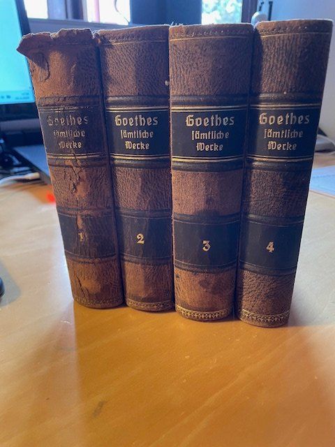 Libri: Goethes Sämtliche Werke - 4 vol de 1922 – Usato da Romanel-sur-Lausanne venduto da seb_9c2t