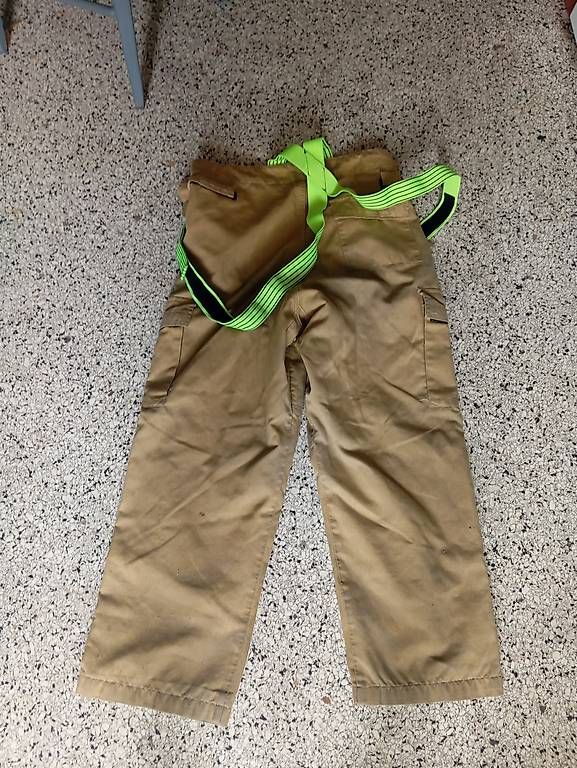 Pantaloni: Feuerwehr Hose – Usato da Basel venduto da Petergunn 2