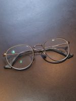 Design Brille von Williams, Horn