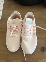 Adidas Turnschuhe rosa Groesse 39.5guter Zustand