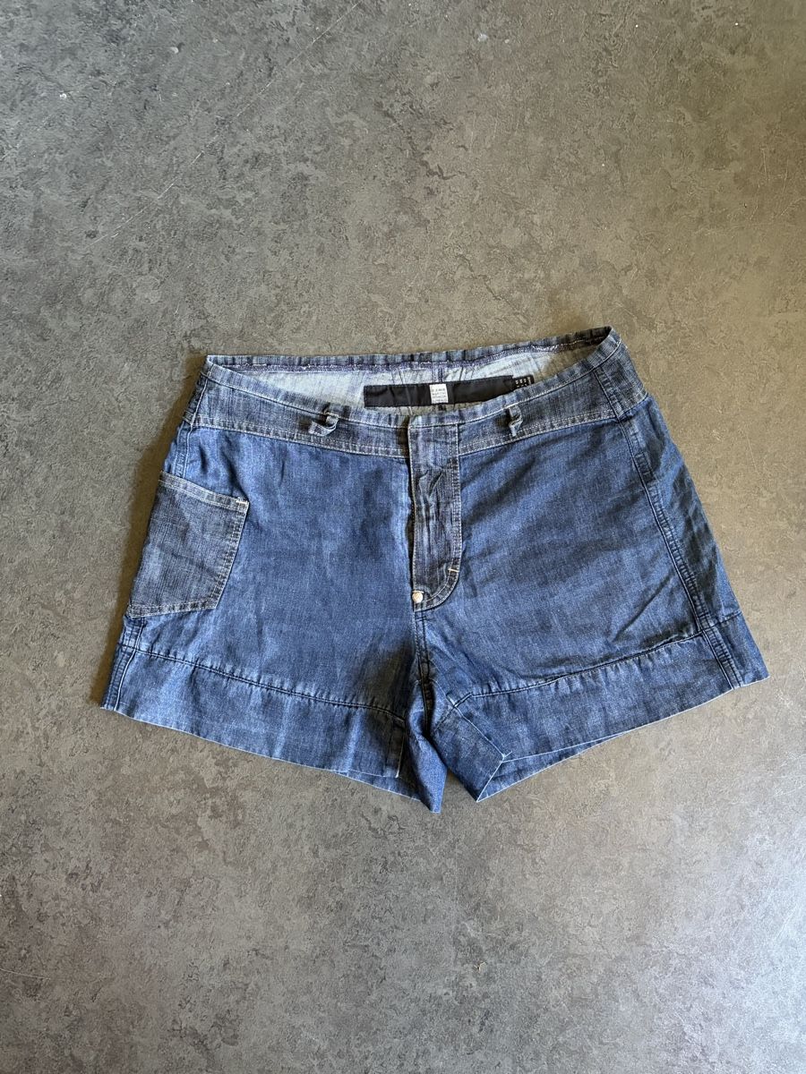 Girbaud Hosen: Jeansshorts Le Jean de Marithe Girbaud Grösse 42 – Neu (gemäss Beschreibung) aus Zürich von megastored 1