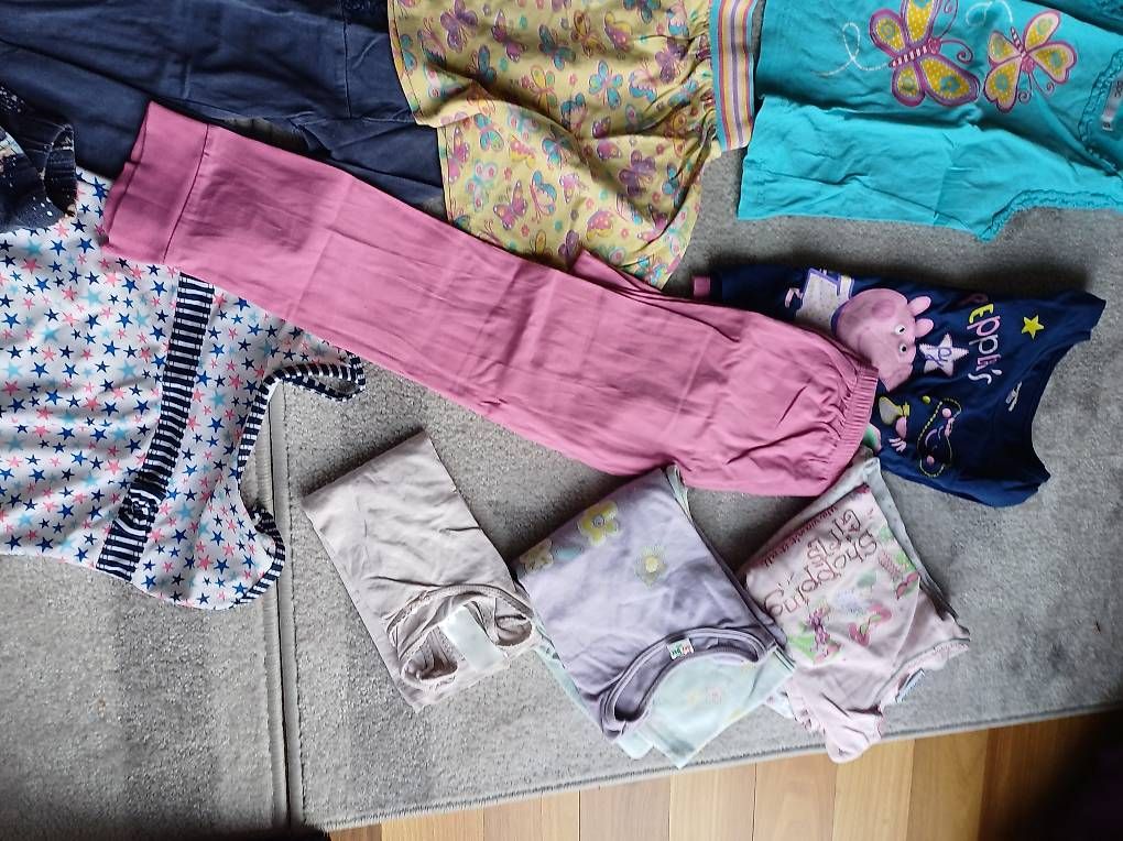 Lotti & Set di vestiti: 17 teiliges Kleiderset  Gr.116 – Usato da Fehraltorf venduto da Sato01 1