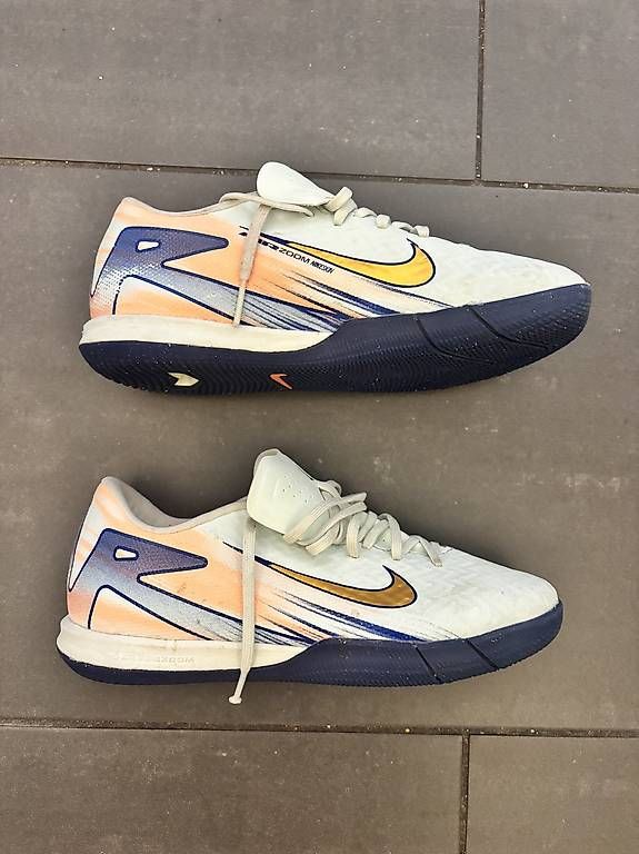 Scarpe per ragazzi: Hallenschuhe Fussball – Usato da Bern venduto da kat_thom 1