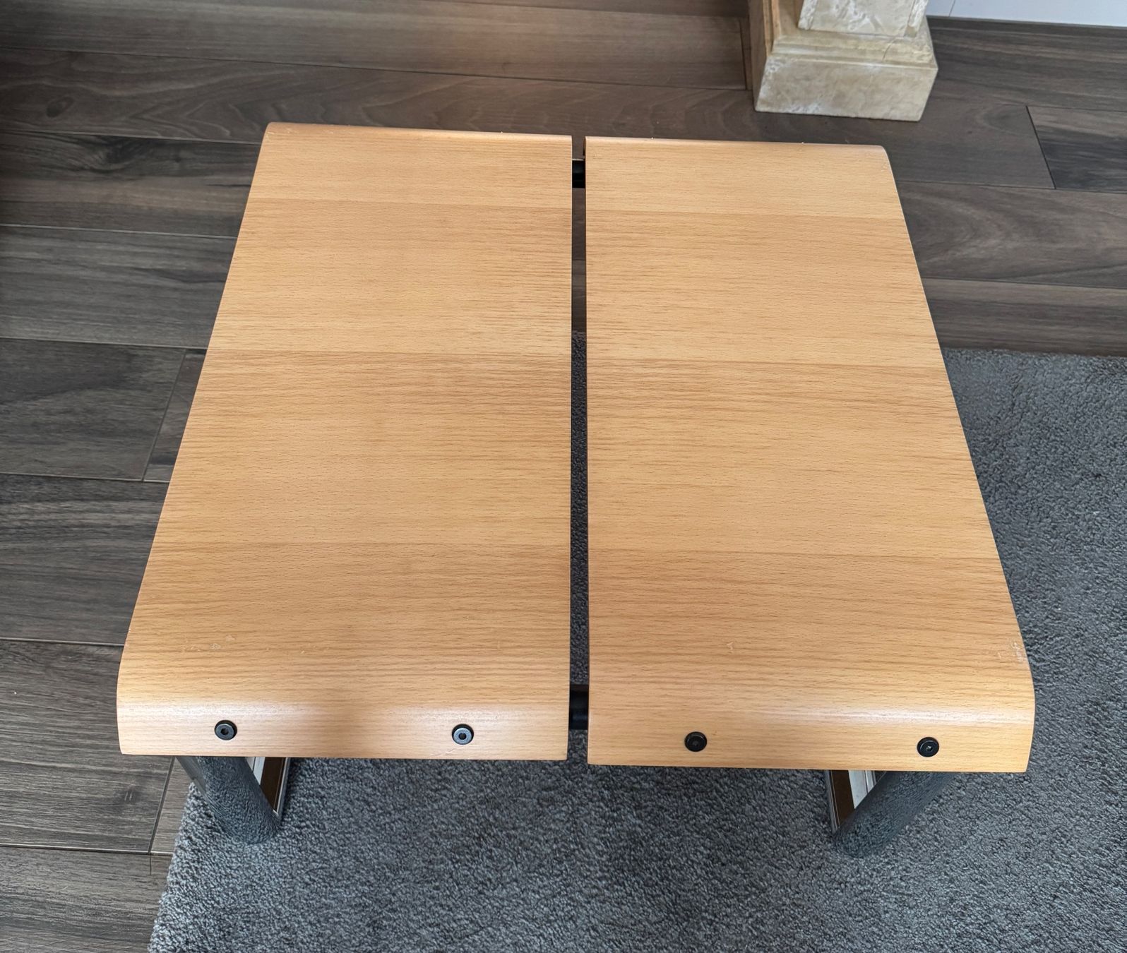 Tavoli: Giroflex Tisch Chromstahl mit Holz – Usato da Horgen venduto da Auction-Kings 1