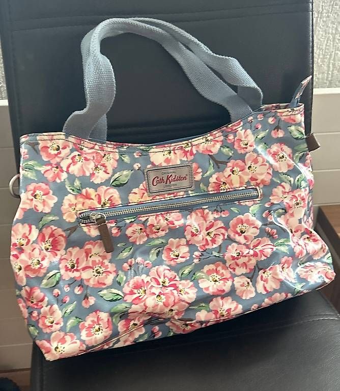 Taschen für Damen: Handtasche Cath Kidston – Gebraucht aus Herisau von angelaled