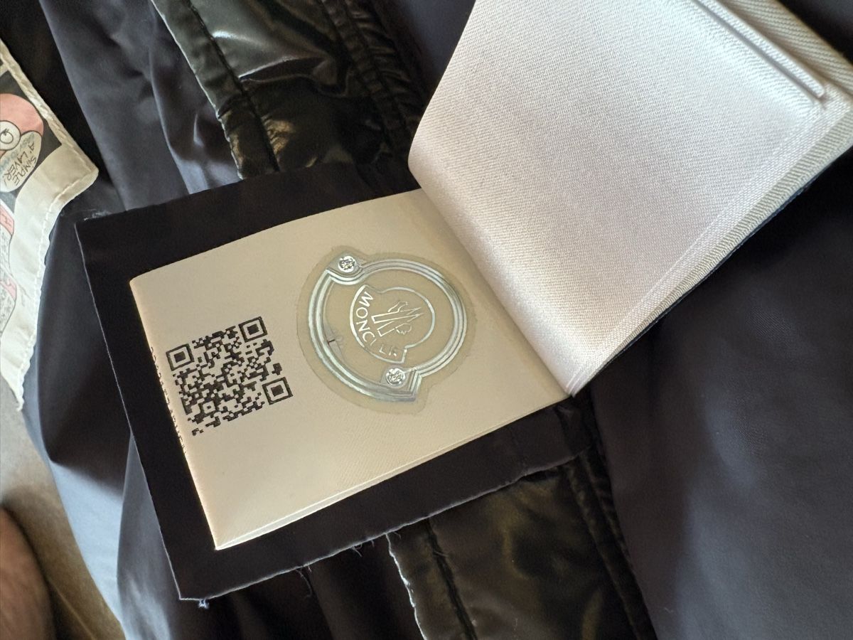 Moncler Sonstige Jungenkleidung: Moncler Weste Kinder 12y / 152 cm – Neu (gemäss Beschreibung) aus Baar von El.bee 4