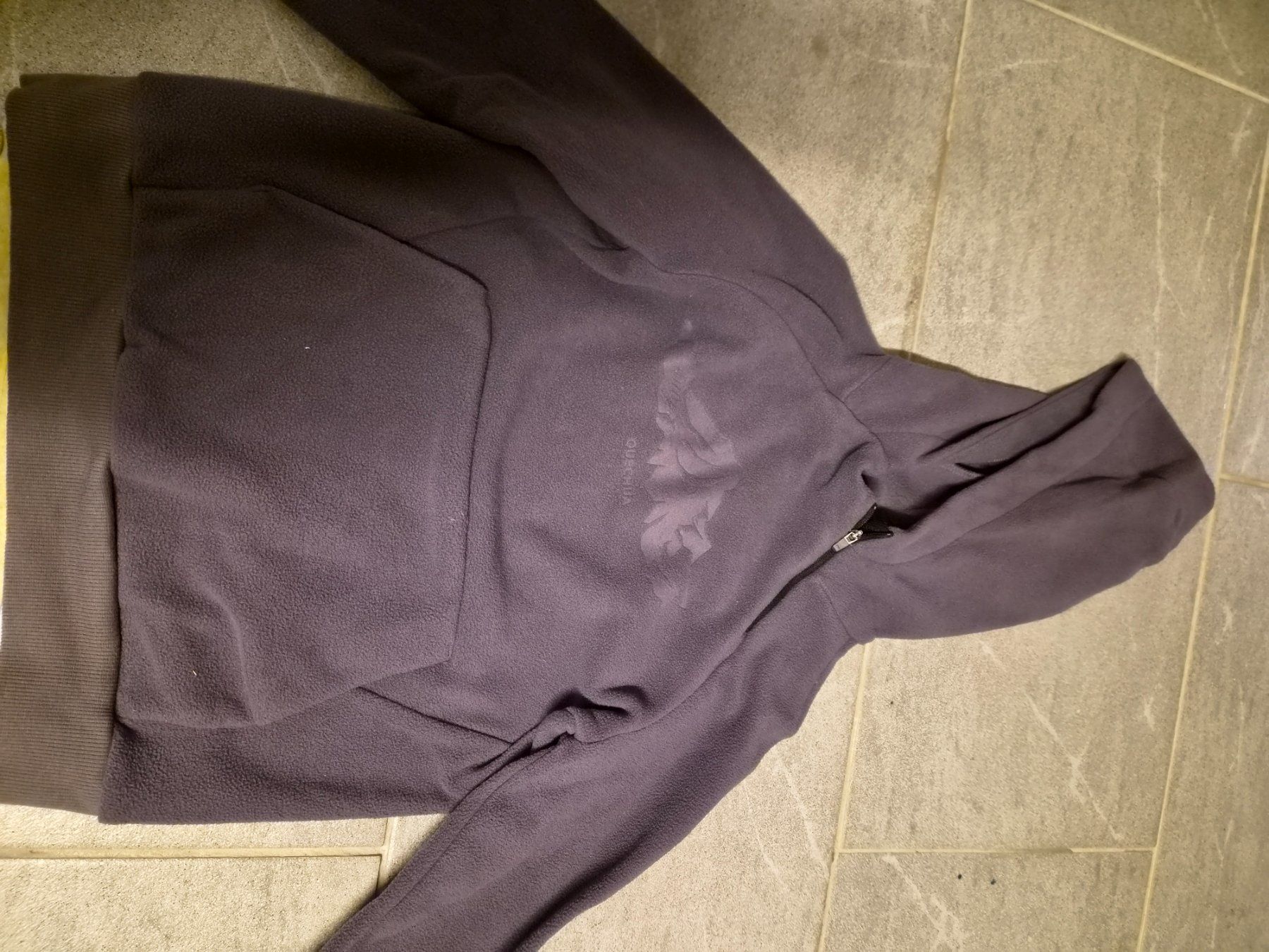 Decathlon Lotti & Set di vestiti: Thermo Wanderhose und Wanderpulli 122/128 – Usato da Konolfingen venduto da torina85 2