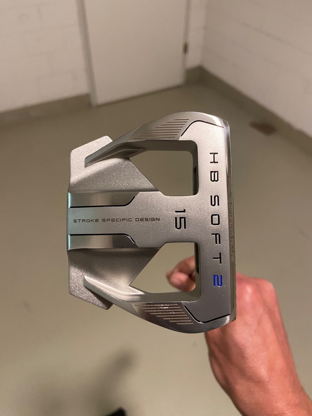 Mazze & Set: Cleveland Golf - Putter - HB - 2Thumb Griff - RH - klein – Usato da Frauenfeld venduto da golfdude