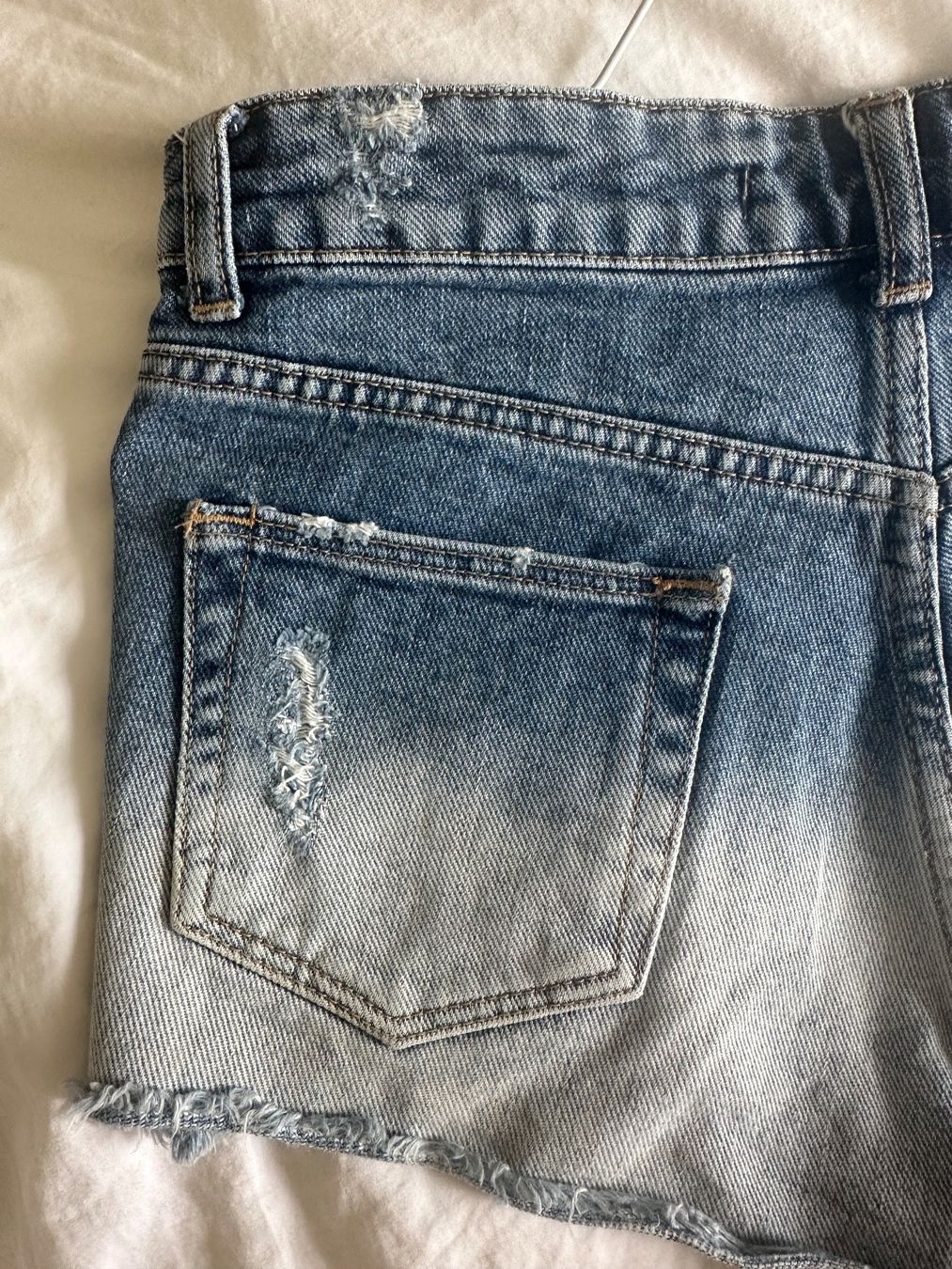 Zara Jeans: Jeans Shorts ZARA Gr. 36 / S – Gebraucht aus Uster von Monika_OB 7
